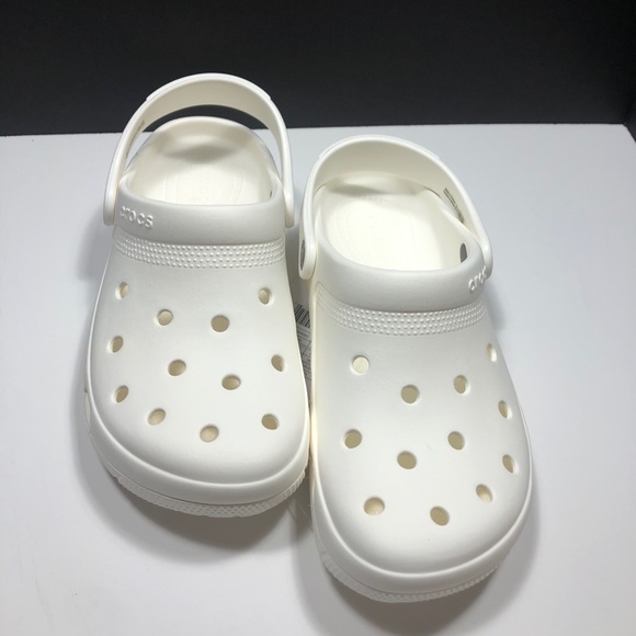 NEW🔥CROCS Classic Clog - Picture 12 of 13